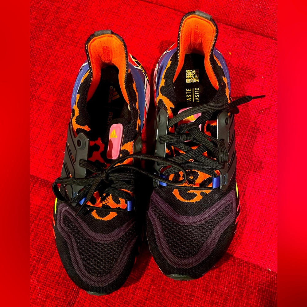 Adidas ultra boost sneakers.  Size 6. Excellent condition.